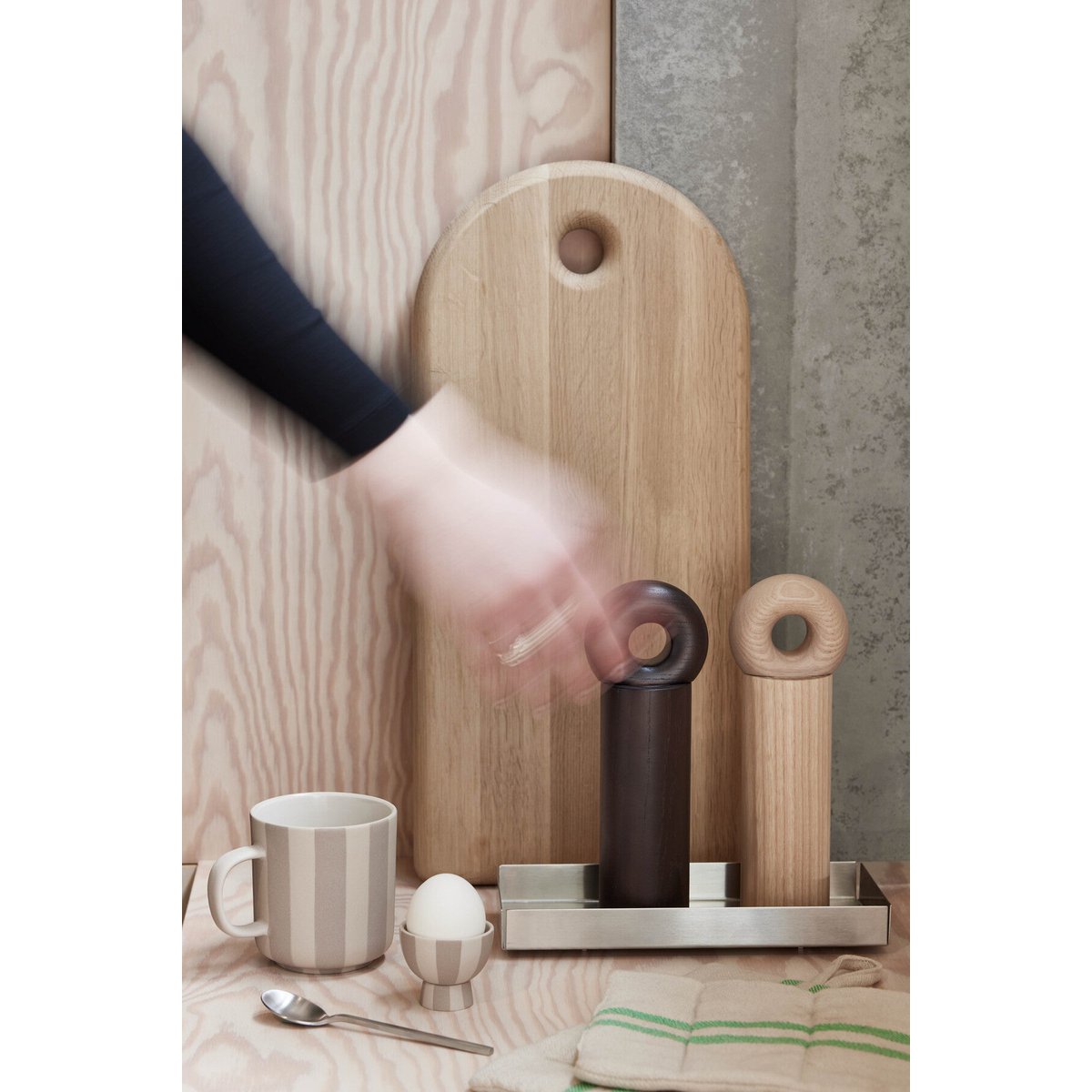 Hoop Gewürzmühle – groß von OYOY Living Design