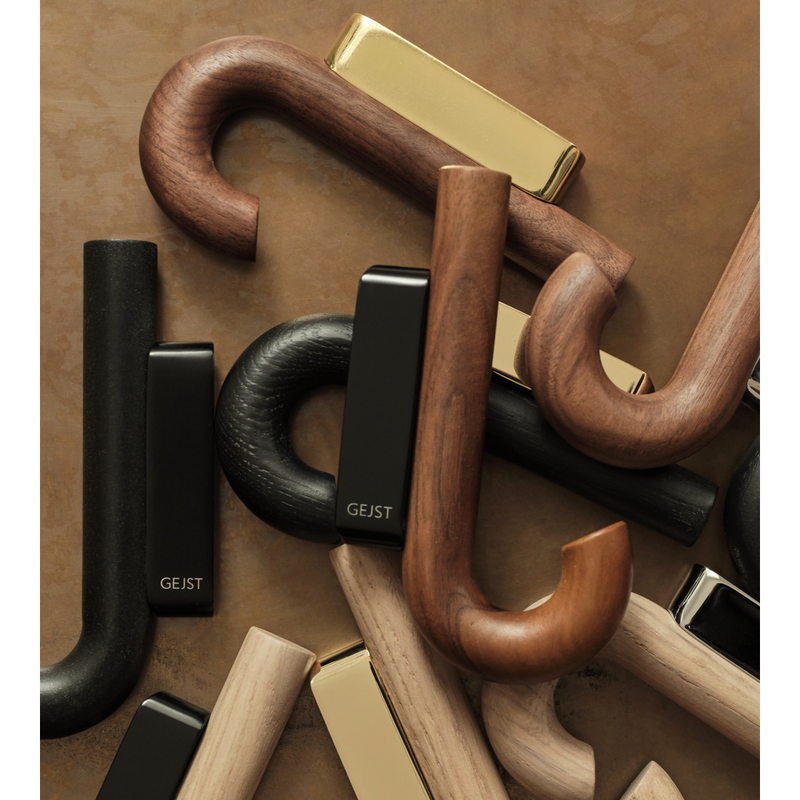 GEJST HOOK Mini-Wandhaken – Walnuss/Messing – weitere Produktansicht 4