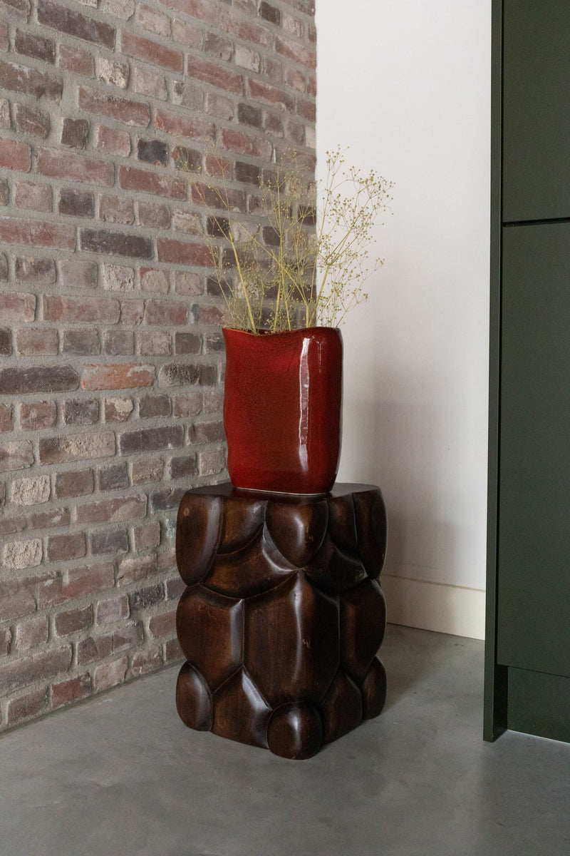 Dutchbone Vase Edna M – Rot – im Wohnambiente