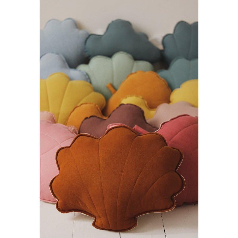 Muschelkissen aus Leinen „Caramel“