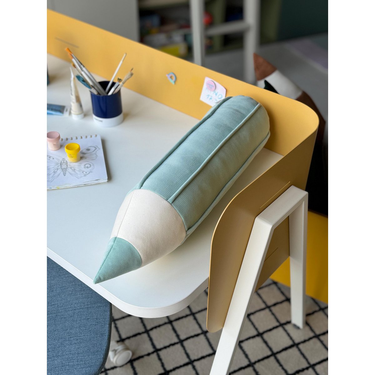 Buntstift-Samtkissen „Mint“