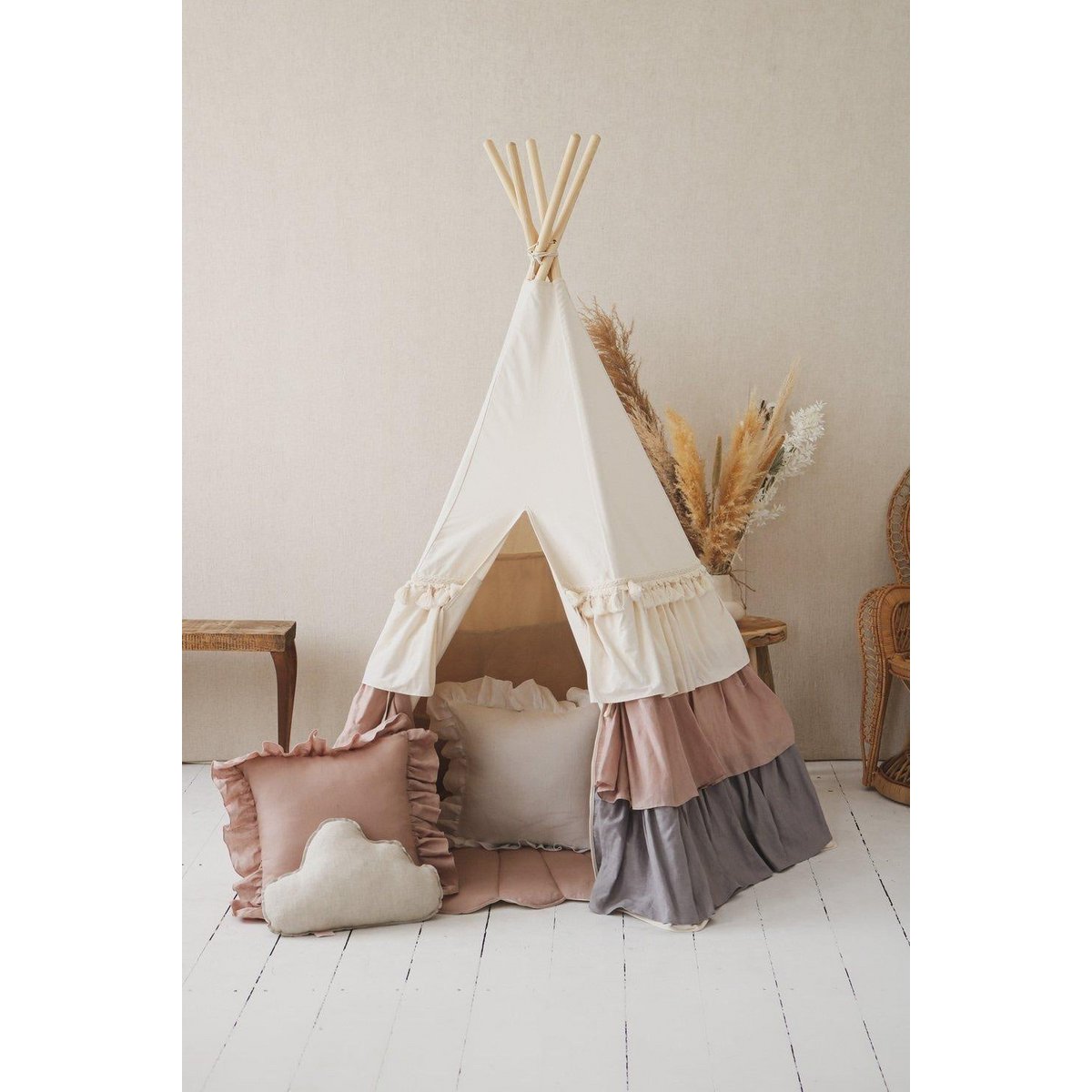 Tipi-Set „Powder Frills“ mit Muschelmatte „Powder Pink“