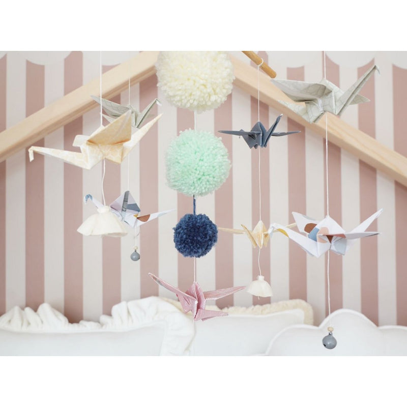 Origami-Mobile fürs Kinderzimmer „Pastellfarben“