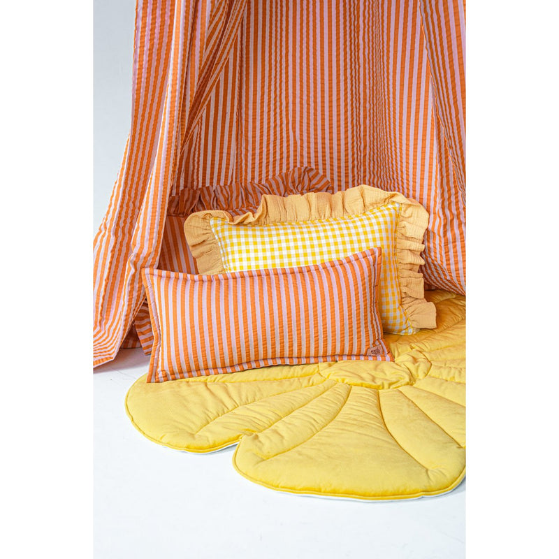 Baumwoll-Rüschenkissen „Butter Yellow Check“
