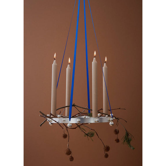 Perlen-Adventskerzenhalter – Silber – Ø33 × H5,5 cm von OYOY Living Design – weitere Produktansicht 3