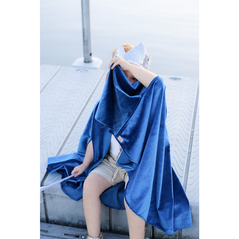 Zauberumhang „Snow Queen“ – Blau und Silber