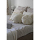 Bouclé-Patchworkkissen „White Lamb“