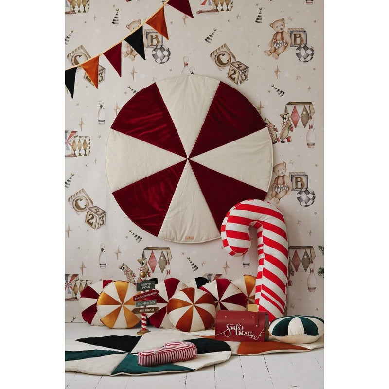 Runde Weihnachts-Patchworkmatte „Red Candy“