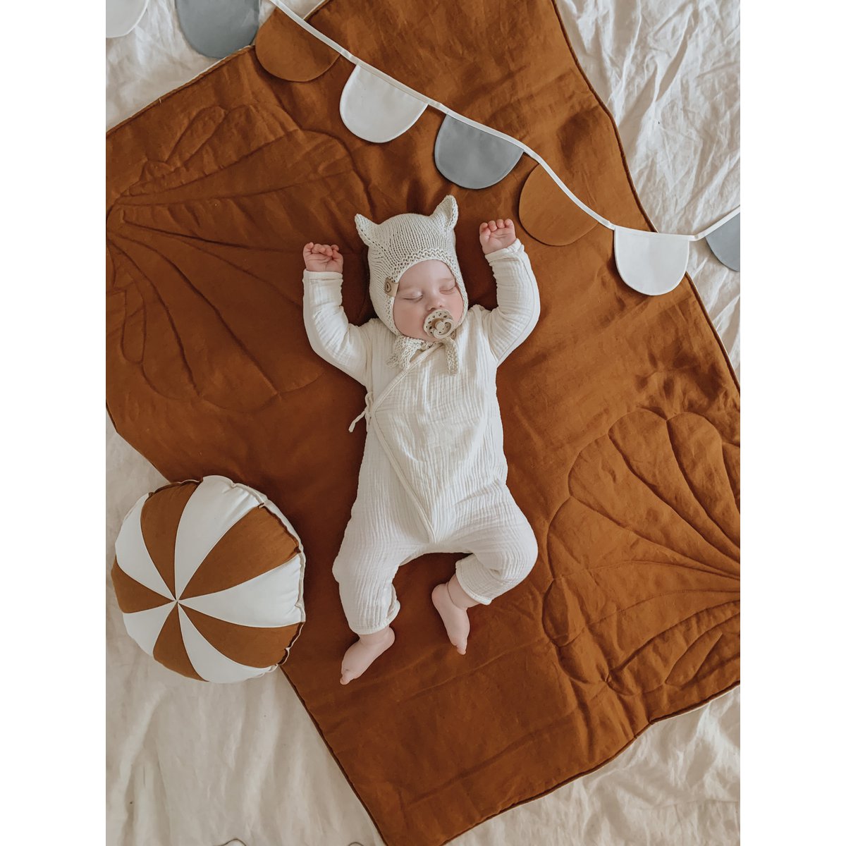 Moi Mili Kinder-Bettwäsche-Set aus Leinen „Caramel“ – Produktansicht