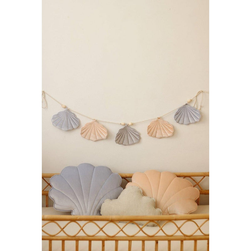 Samt-Muschelkissen „Blue Pearl“