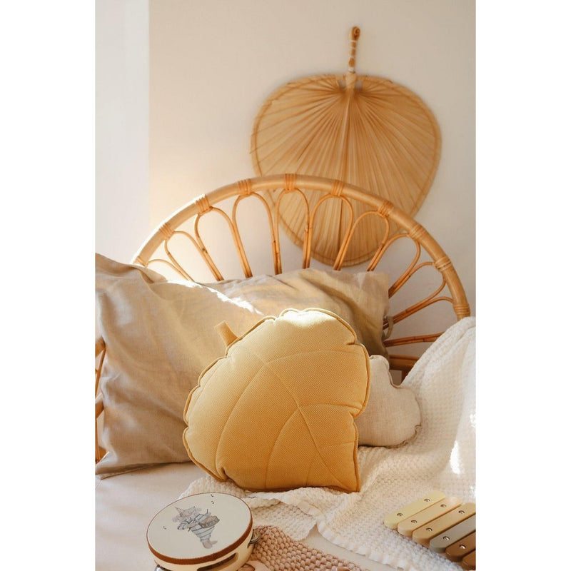 Samt-Blattkissen „Honey Leaf“