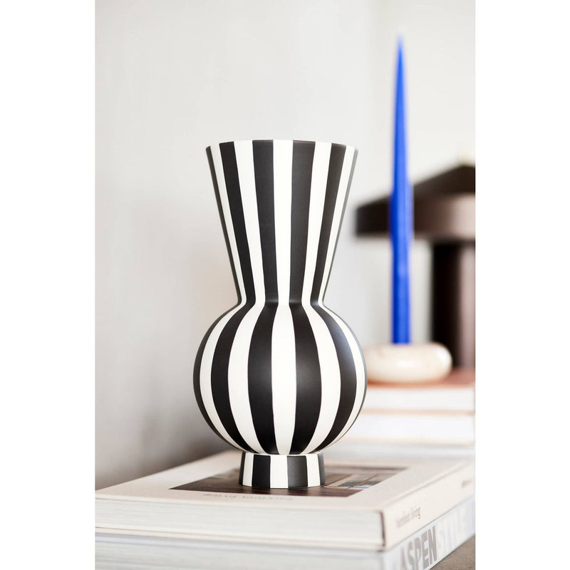 Toppu Vase – rund von OYOY Living Design – weitere Produktansicht 2