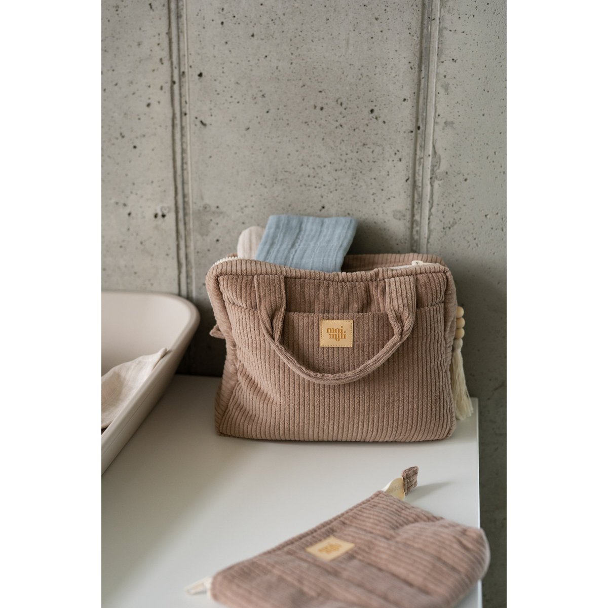 Moi Mili Kosmetiktasche „Latte“ – Baumwoll-Cord, groß – Produktansicht