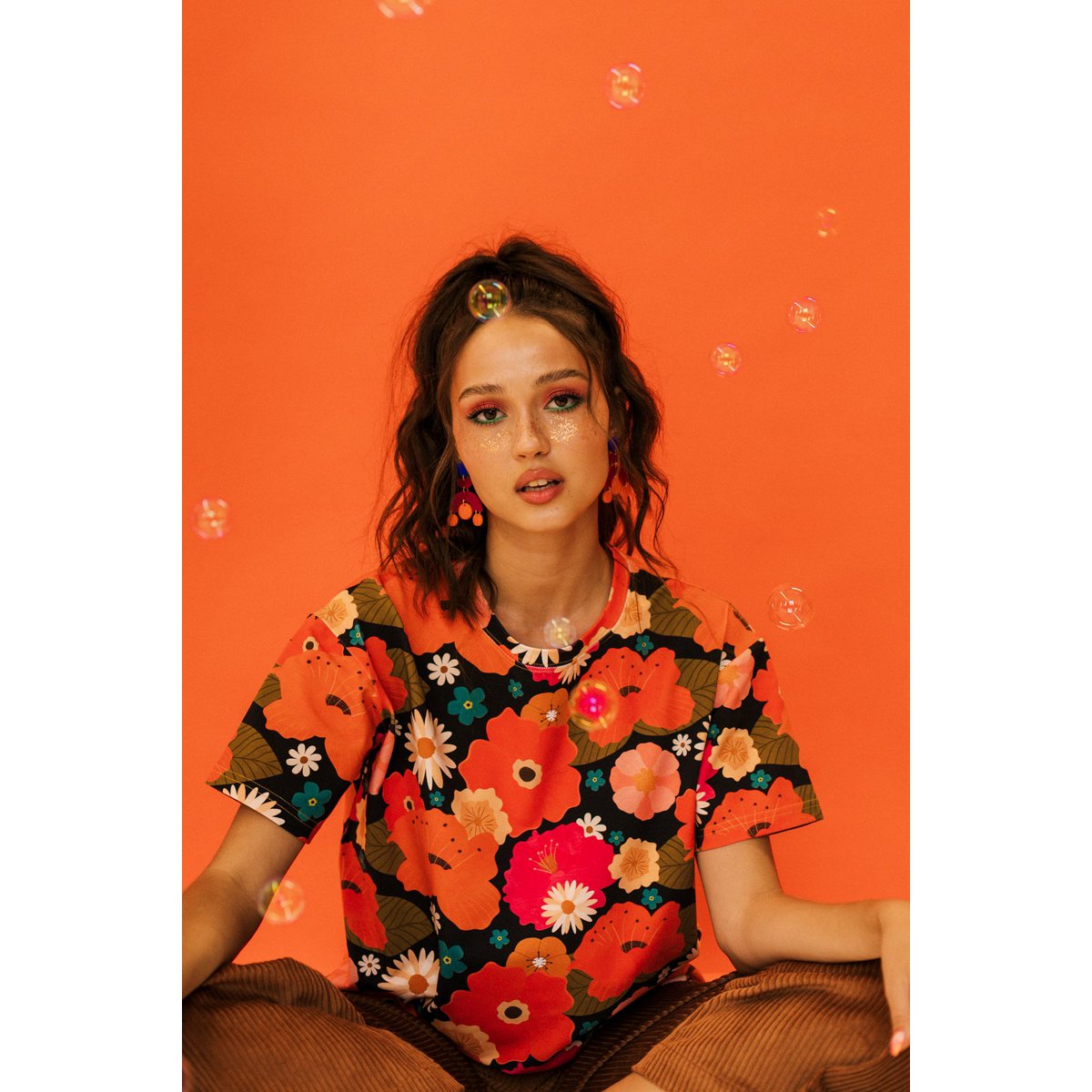 Moi Mili T-Shirt FLOW „Picknick mit Blumen“ – Produktansicht