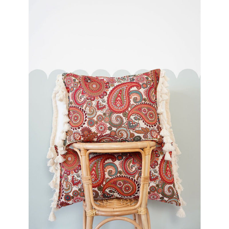 Exklusive Zierrolle „Vintage Paisley“ mit Fransen