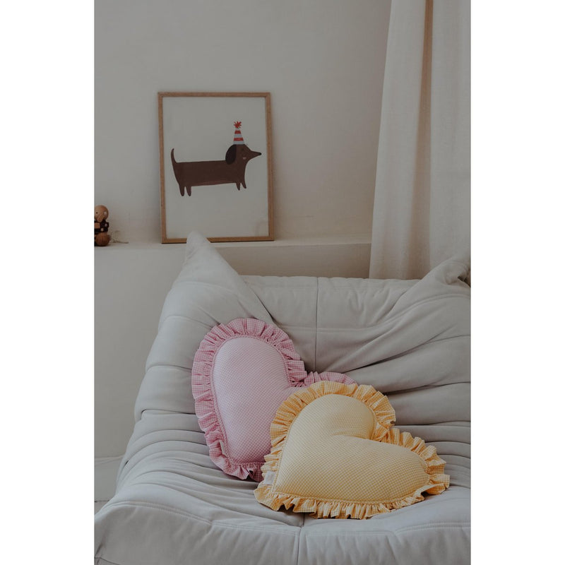 Doppelseitiges Herzkissen „Pastel Pink Check“ mit Rüsche