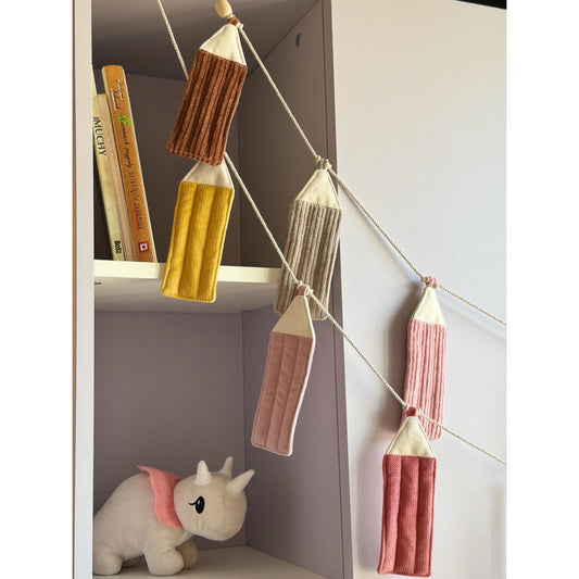 Stoffgirlande „Rainbow Pencils“