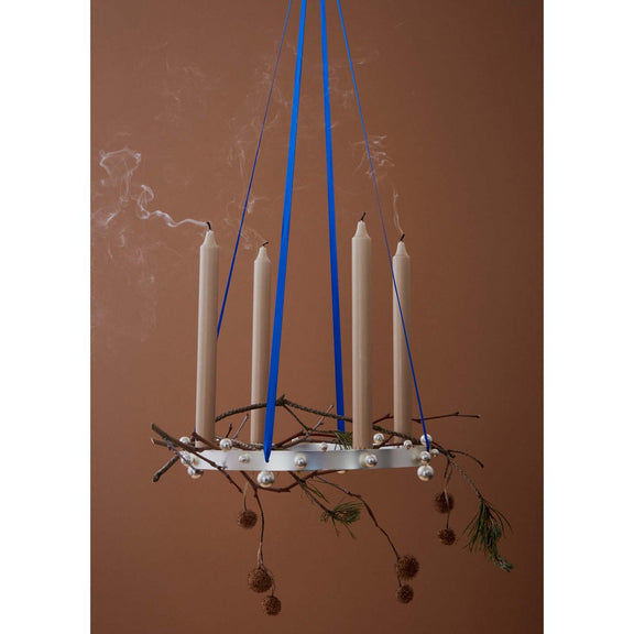 Perlen-Adventskerzenhalter – Silber – Ø33 × H5,5 cm von OYOY Living Design – weitere Produktansicht 4