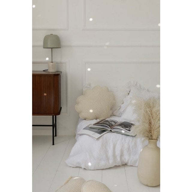 Bouclé-Muschelkissen „White Teddy“