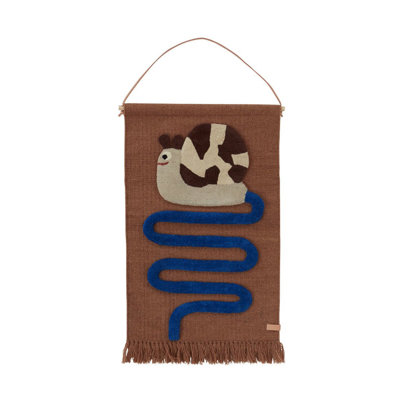 Sally Schnecke Wandteppich – H87 × B50 cm von OYOY MINI