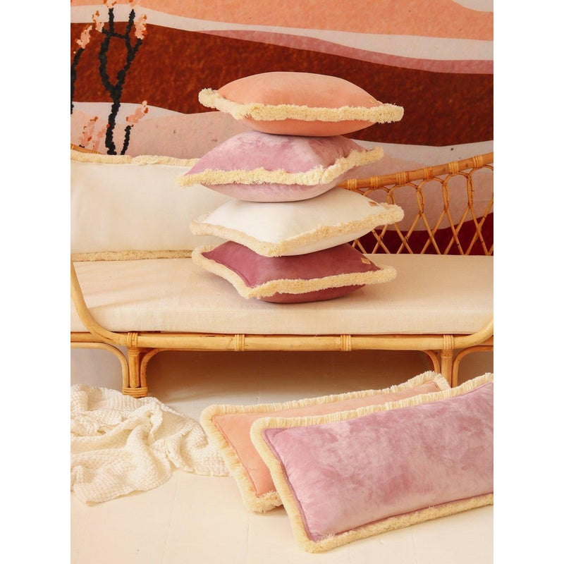 Samt-Kissen „Soft Pink“ mit Fransen
