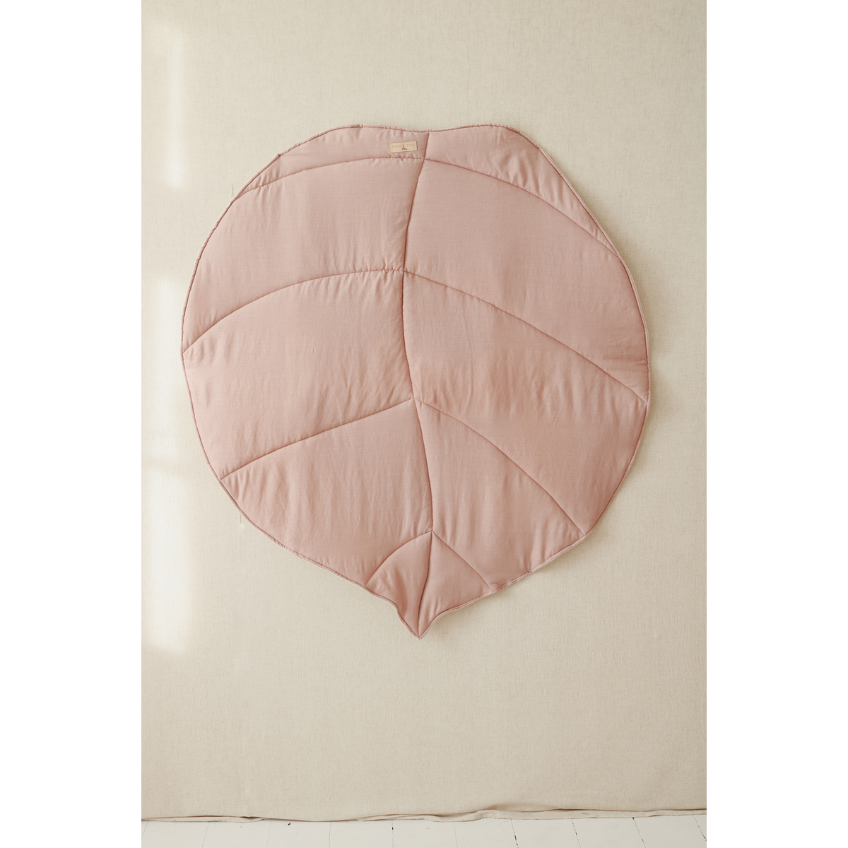 Moi Mili Leinenblattmatte „Powder Pink“ – Produktansicht