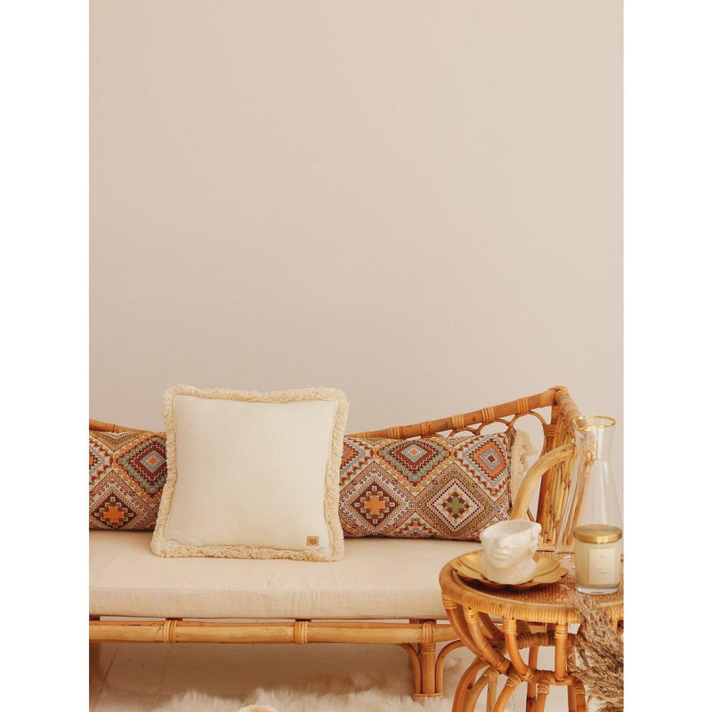 Samtkissen „Ivory“ mit Fransen – 40 × 40 cm