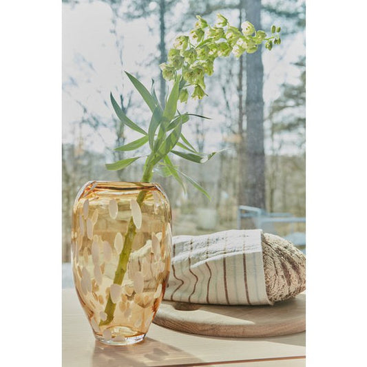 Jali Vase – mittel – Ø14 × H23 cm von OYOY Living Design – weitere Produktansicht 2