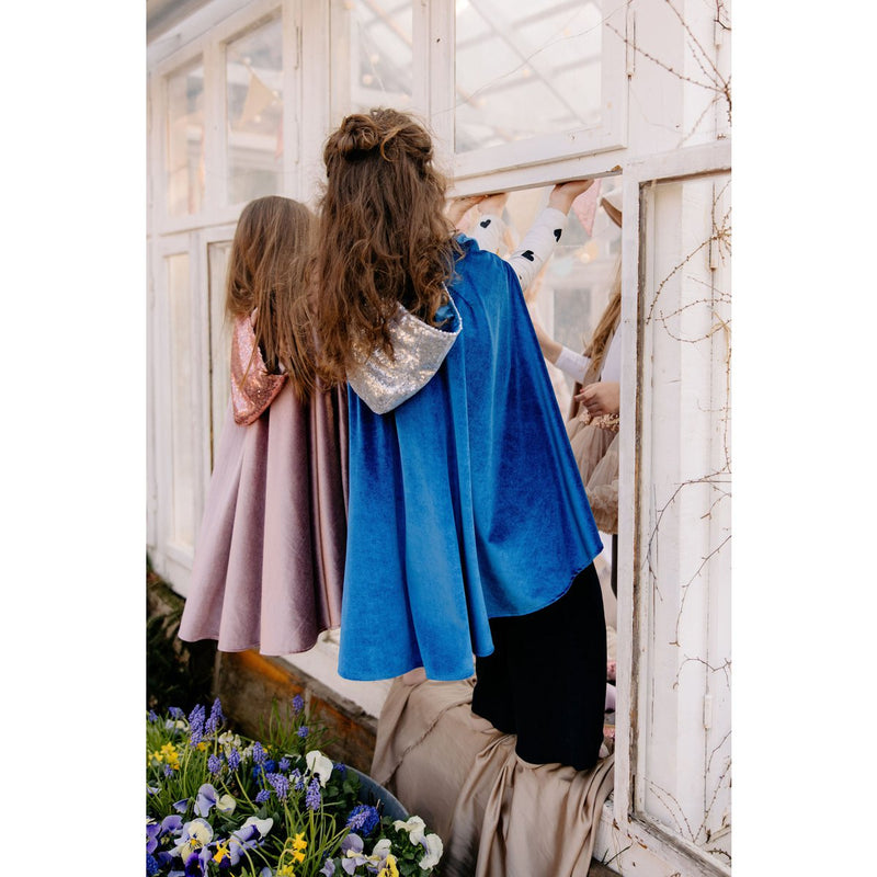 Zauberumhang „Snow Queen“ – Blau und Silber