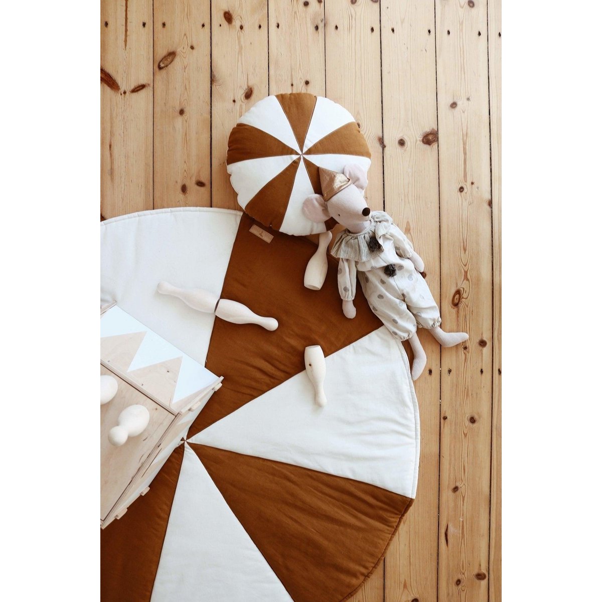Moi Mili Patchwork-Kissen „Caramel Candy“ – Produktansicht
