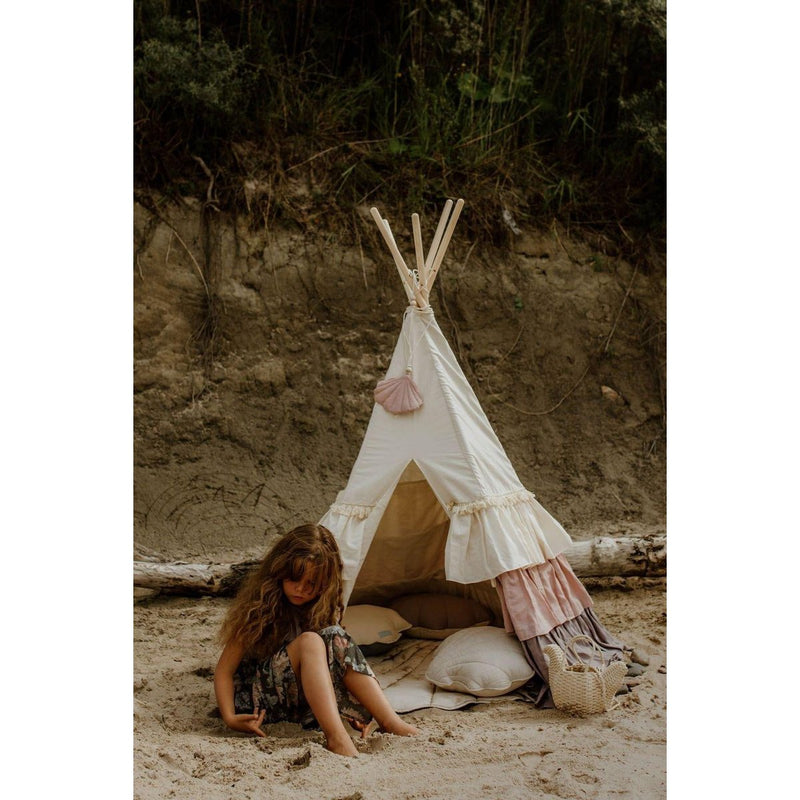 Tipi-Zelt „Powder Frills“ mit Rüschen