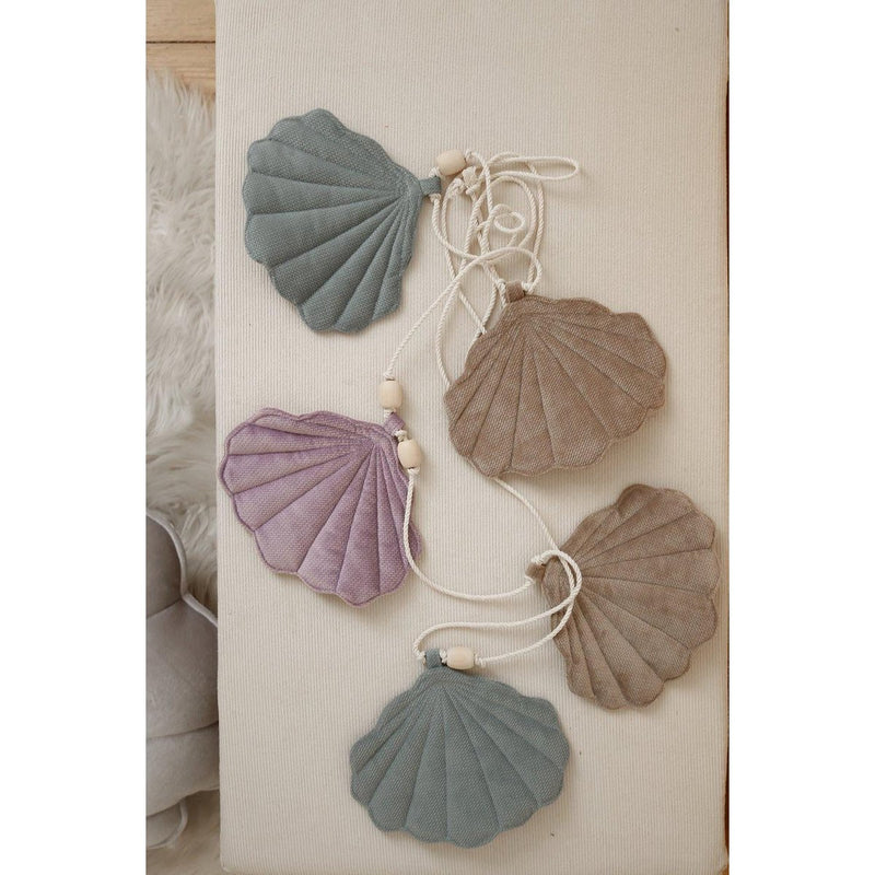 Samtgirlande mit Muscheln „Graue Minze“
